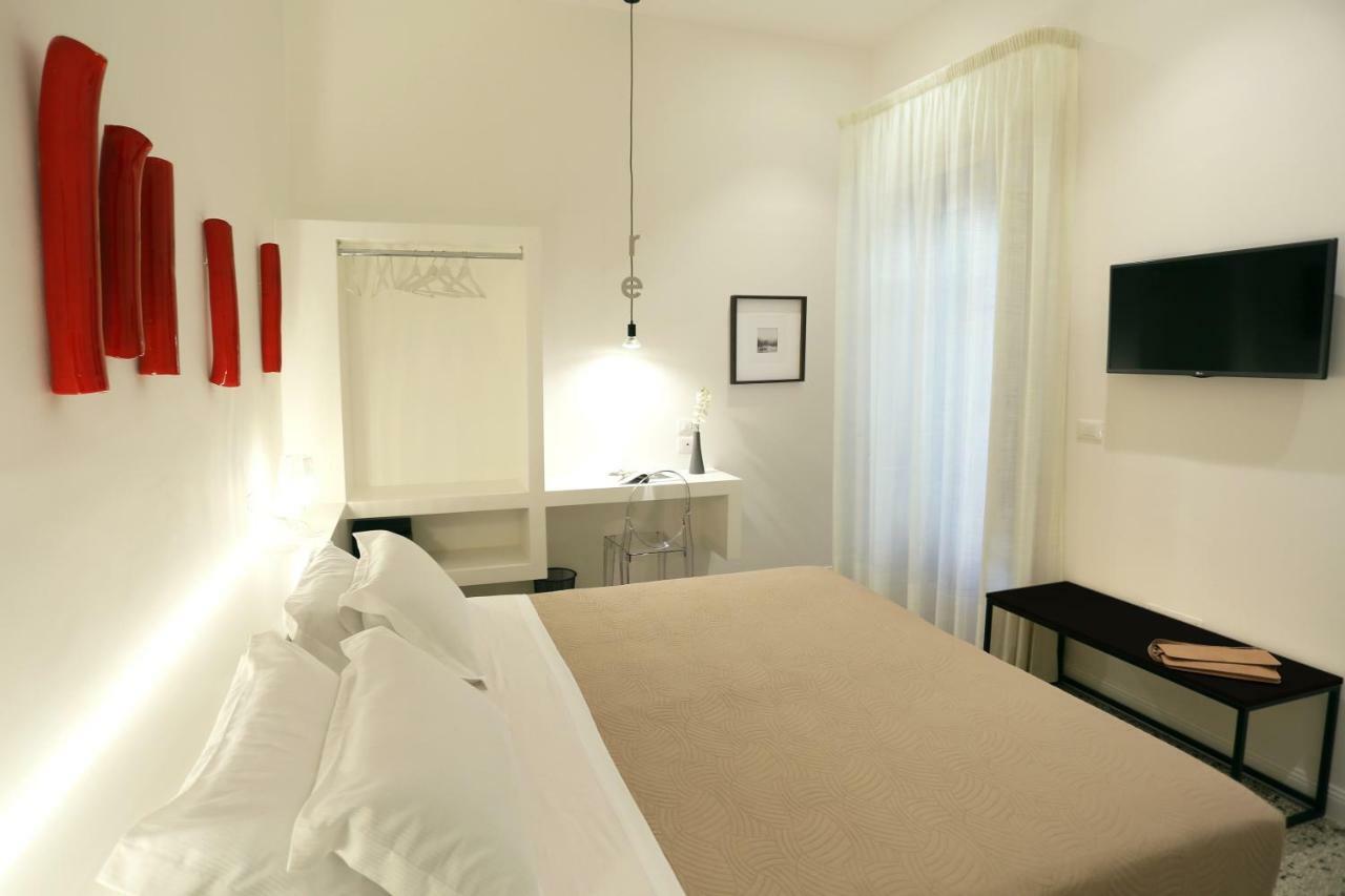 Re Ruggero Rooms Reggio di Calabria Kültér fotó